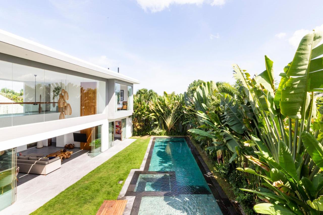 Villa The Jendela House Canggu Esterno foto